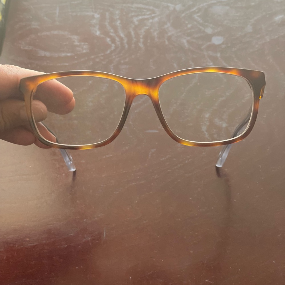 Gucci Gg04900 Tortoise Frames - image 2